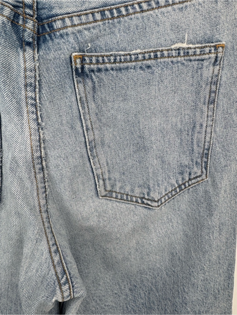 AGOLDE Criss Cross Upsized Jean Suburbia 23 - Picture 7 of 9